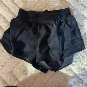 Lululemon hotty hot shorts